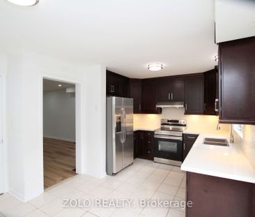 Semi-Detached Home For Lease | N8129854 - Photo 2