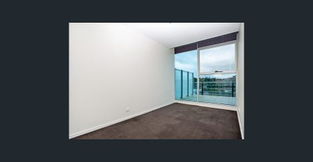 Stylish Apartment in Sought After Area. - Photo 2