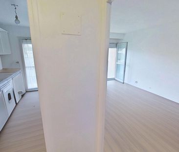 Location Appartement 2 pièces 44m² - Photo 3