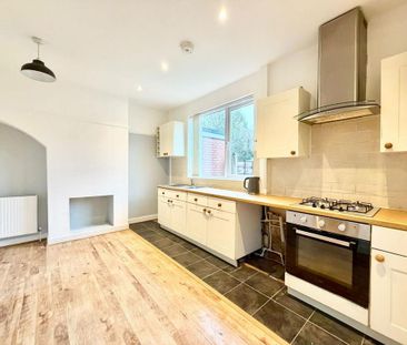 2 bedroom semi-detached house to rent - Photo 4