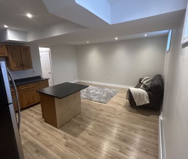 For Lease - 73 Barre Drive, Barrie, Ontario - Photo 4