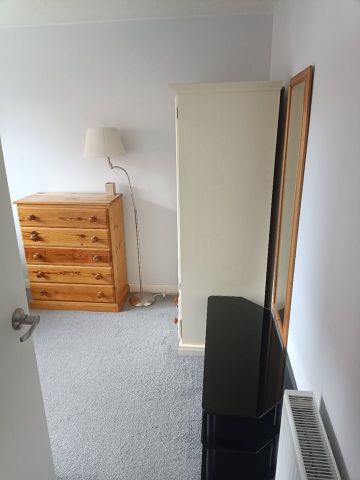 Room in a Shared Flat, Landressy Place, G40 - Photo 2