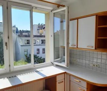 Neu renovierte, helle 2 Zimmer Wohnung beim Sonnwendviertel / provisionsfrei direkt vom Eigentümer - Photo 1