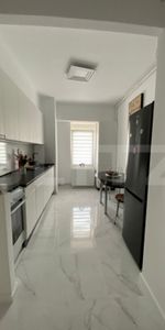 Apartament 2 camere, parcare, zona Centrala - Photo 3