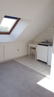 A LOUER Studio 50000 Saint-Lô CENTRE VILLE 11.57 m² - Photo 1