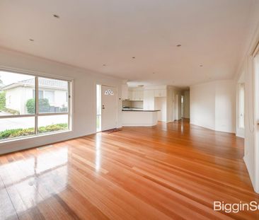 Private Courtyard Living in a Superb Location Close to Everything - Photo 1