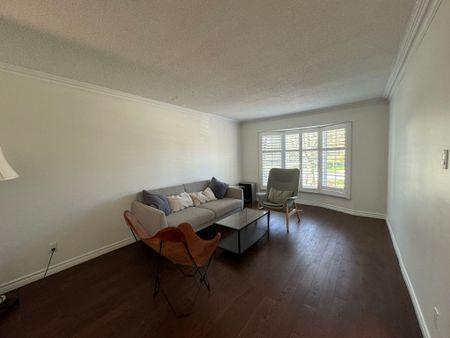 For Lease - 1232 Bonnybank Court Unit# Upper, Oakville, Ontario - Photo 2