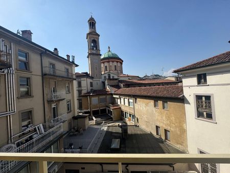 4 o più locali in Affitto a Bergamo - Photo 3