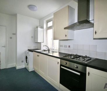 2 bedroom property to rent - Photo 4