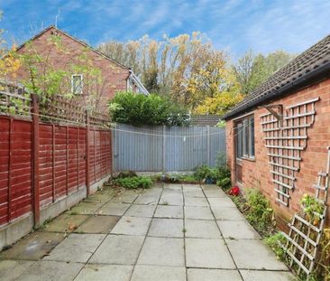 Blackshaw Drive, Coventry, CV2 2PW - Photo 5