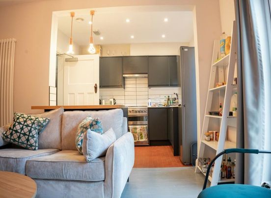 1 bedroom in a house share to rent - Photo 1