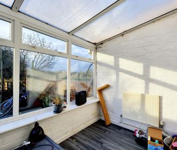 2 bedroom terraced house to rent - Photo 4