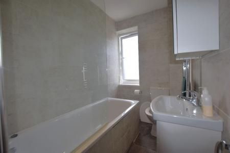 5 Bed Student Home - 7 Green Cloth Mews - Photo 4