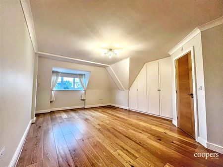 Osbourne Court, Kingsend, Ruislip, HA4 - Photo 4