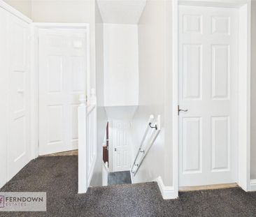 3 bedroom terraced house to rent - Photo 2