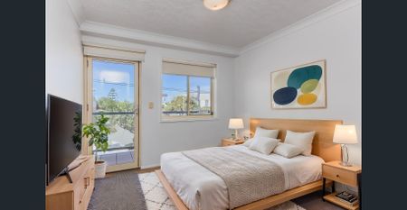 Step into relaxed coastal living with this beautifully positioned three-bedroom, two-bathroom apartment located in the heart of Cabarita Beach. - Photo 2