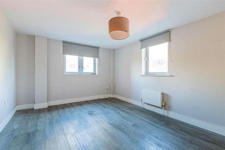 Fitzhammon Embankment, Riverside, Cardiff, CF11 - Photo 2