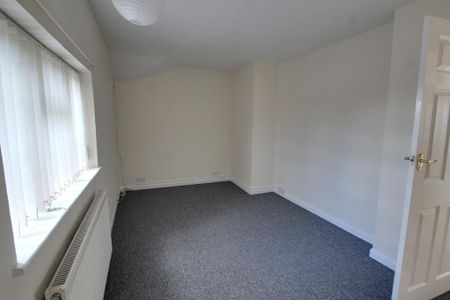 2 bedroom semi-detached house to rent - Photo 5