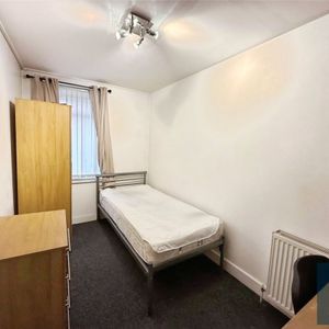 Zetland House, Firth Street, Huddersfield, HD1 - Photo 2