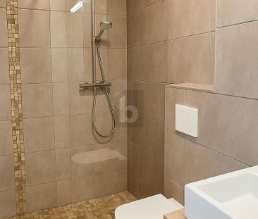 ENSOLEILLÉ DANS UN QUARTIER PAISIBLE - Photo 3