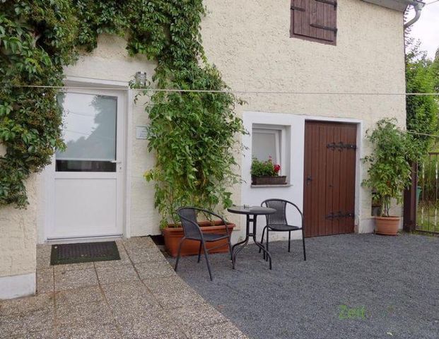 (EF0475_M) Dresden: Radebeul, kleines separates Apartment, möbliert, WLAN, Waschmaschine inklusive, Sitzecke im Garten - Photo 1