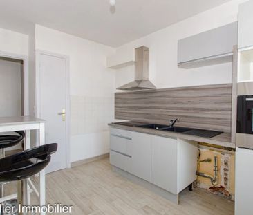 Location Appartement 2 pièces 57m² ST MARCELLIN 38160 - Photo 3