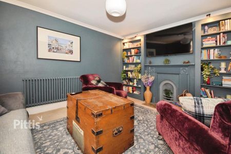 5 bedroom terraced house to rent - Photo 2