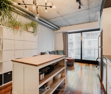 River City I Lofts 47 , #529 - Photo 6