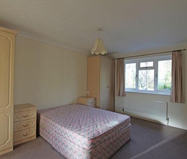 4 bedroom detached house to rent - Photo 6