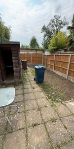 2 bedroom maisonette to rent - Photo 4