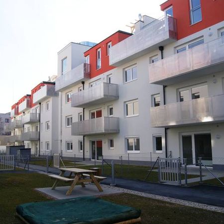 Drei-Zimmer-Wohnung mit Balkon - Foto 3