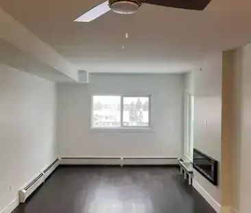 Newly Renovated Apartment Available For Rent Immediately | 9504 182... - Photo 1