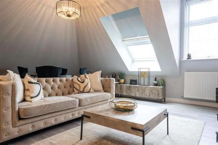 The Leasowes, Main Street, Solihull, B90 - Photo 3