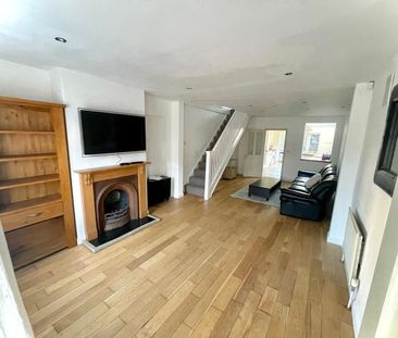 Room in a Shared House, Albion Road, TW3 - Photo 1