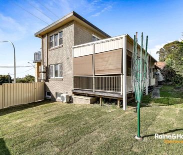 Spacious home - 6 month lease only - Photo 6