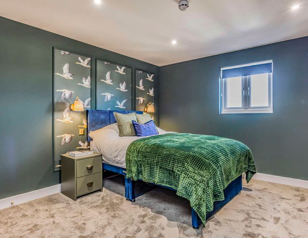 Nutbeem Road Room 8 - Photo 1