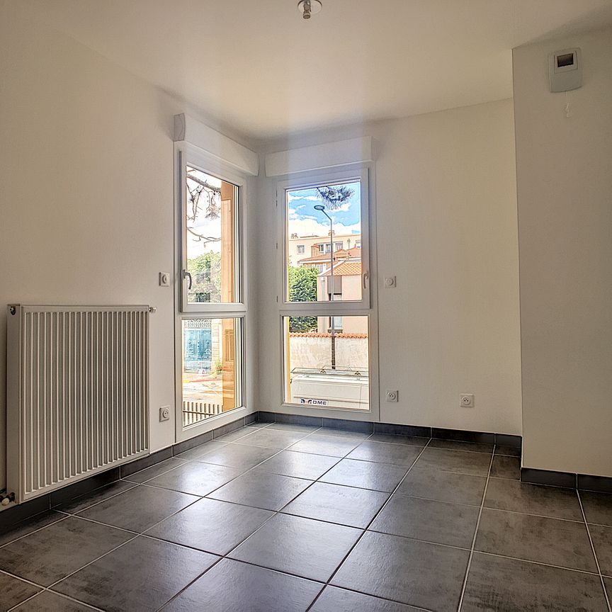 T2 - 40 M2 - BALCON - GARAGE - 69100 VILLEURBANNE - Photo 1