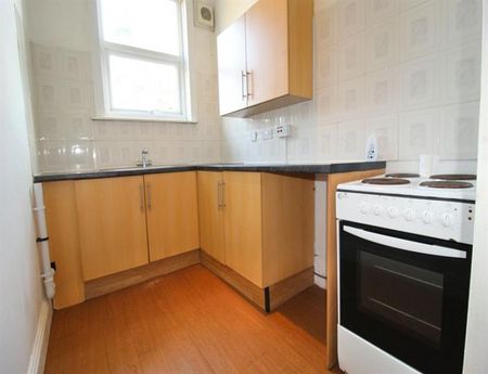 1 Bedroom Apartment To Let - Photo 3