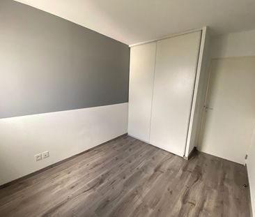 Location Appartement 4 pièces 75m² LE PETIT QUEVILLY 76140 - Photo 3