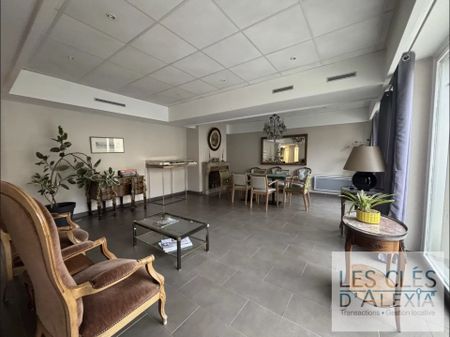 Location Appartement 2 pièces 57m² LYON 6ème - Photo 3