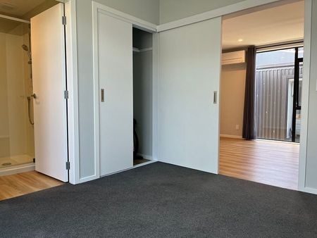 1 Bedroom Furnished Terrace in Lower Hutt CBD - Photo 2