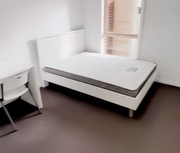 Room 3 in 8b8b - Photo 2