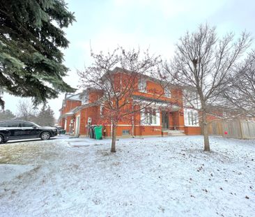 For Lease - 2 Palmolive Street, Brampton, Ontario - Photo 2