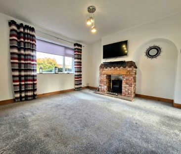 3 bedroom mid terrace to let - Photo 6