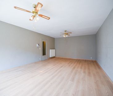 Tweeslaapkamerappartement nabij centrum Oostrozebeke - Foto 4