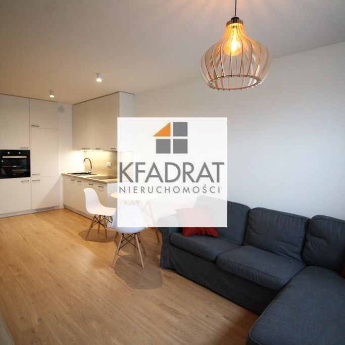 2 pokoje z balkonem i miejscem parkingowym - Photo 1