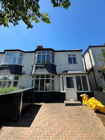 Aldrington Avenue, Hove, BN3 - Photo 5
