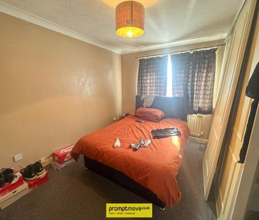 3 bedroom detached house to rent - Photo 2