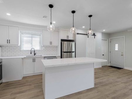 For Lease - 139 Flora Drive Unit# Main, Toronto, Ontario - Photo 2