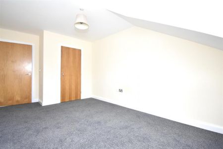 Feversham Gate, York - Photo 4